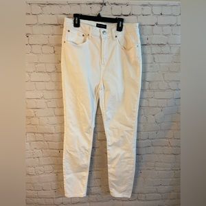 NWOT Free Assembly White High Rise Skinny Jeans Size 12